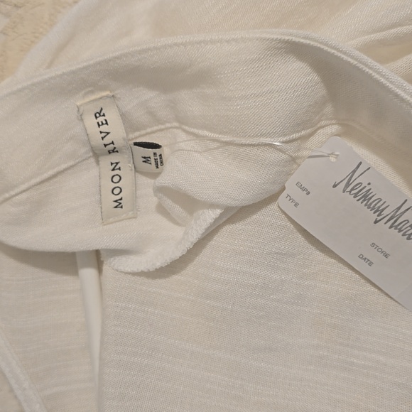 White Bell Sleeve Blouse - Picture 5 of 5